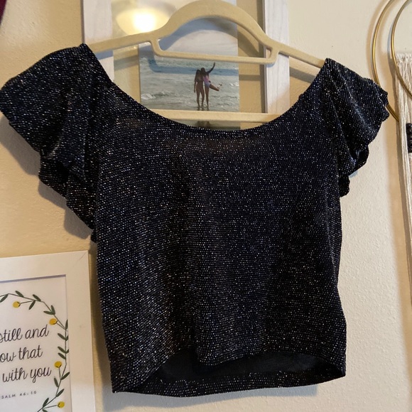 Forever 21 black crop. SO cute. Never worn. - Picture 1 of 3